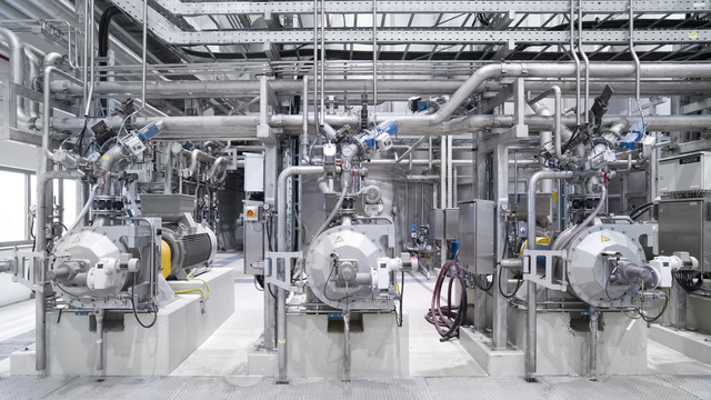 Refining and deflaking