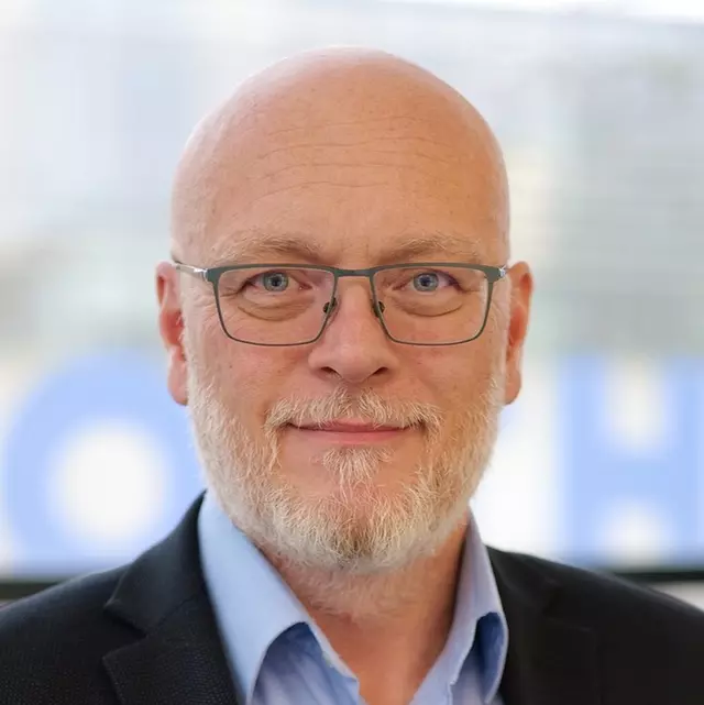 COO Gerhard Bierleutgeb
