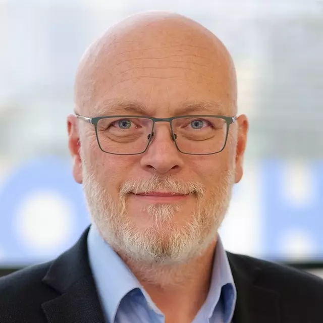 COO Gerhard Bierleutgeb