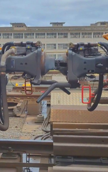A Europe-wide test project is currently supporting the development of the DAC for freight trains on its journey to market readiness.