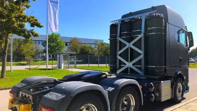 Hydrogen truck with Voith Plug & Drive Hydrogen Storage System