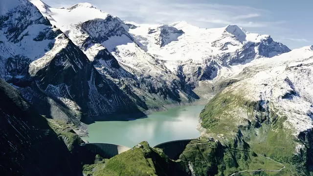 Hydropower facts at a glance video