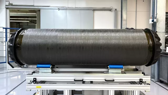 Typ IV Wasserstoffspeichertank aus karbonfaserverstärktem Material 