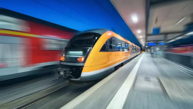 Train passing throug station