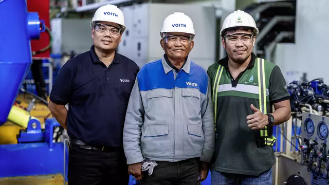 Drei Voith Service Techniker auf den Philippinen
